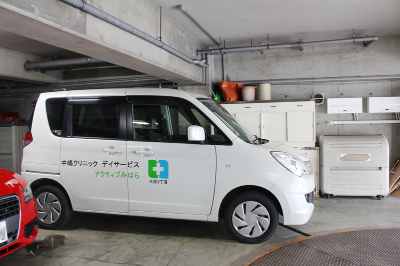 デイサービス送迎車
